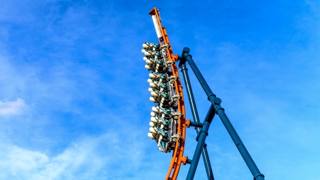 SeaWorld Orlando unveils virtual reality roller coaster