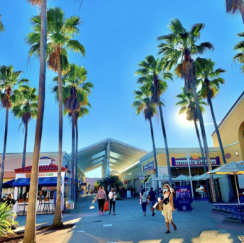 About Orlando International Premium Outlets® - A Shopping Center in Orlando,  FL - A Simon Property