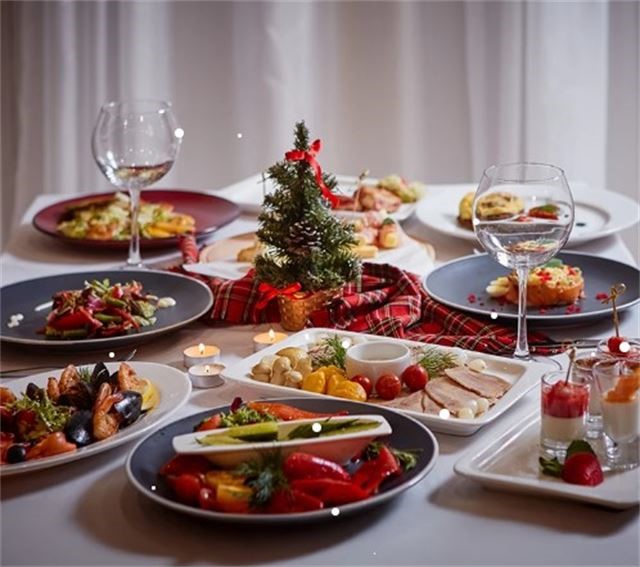 Christmas Day Brunch at Tropicale