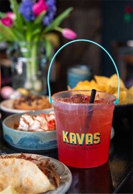 Cinco de Mayo at Kavas
