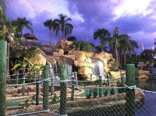 LOST CAVERNS ADVENTURE GOLF