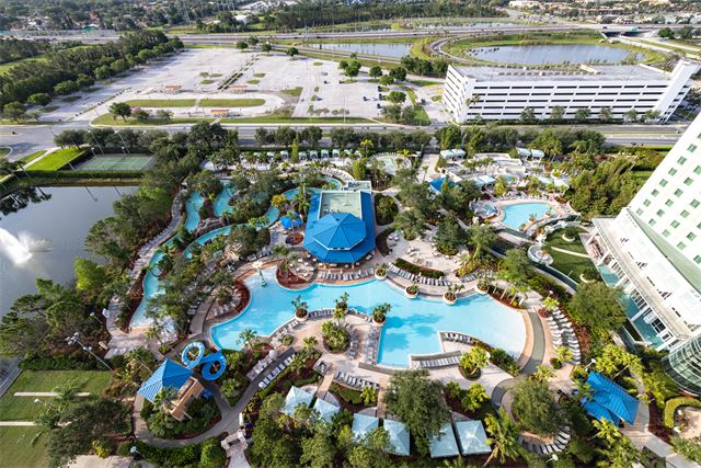 Mother's Day Cabanas at Hilton Orlando