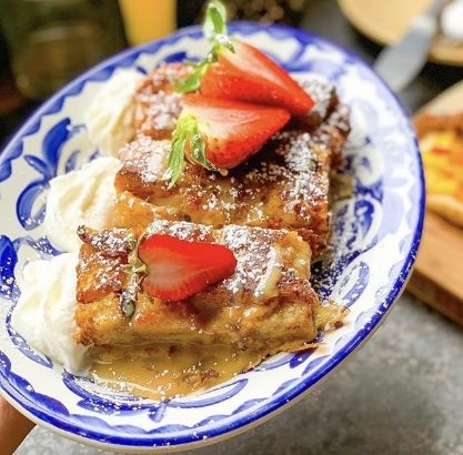 Mia's Italian Kitchen Bottomless Brunch