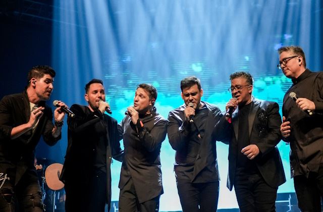 Voz Veis: La Ultima Funcion